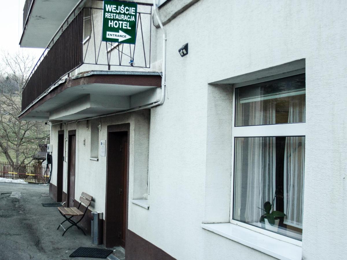 Zajazd Zacisze Рыманув-Здруй Экстерьер фото